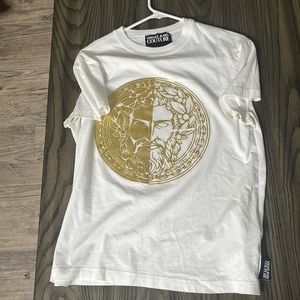 Men’s Versace jeans couture white and gold big logo medium t shirt